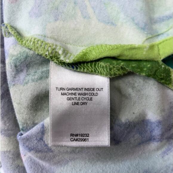 Alfred Dunner Women’s Tropical Parrot Print Vibrant Colors Summer Blouse Size M - Picture 5 of 7